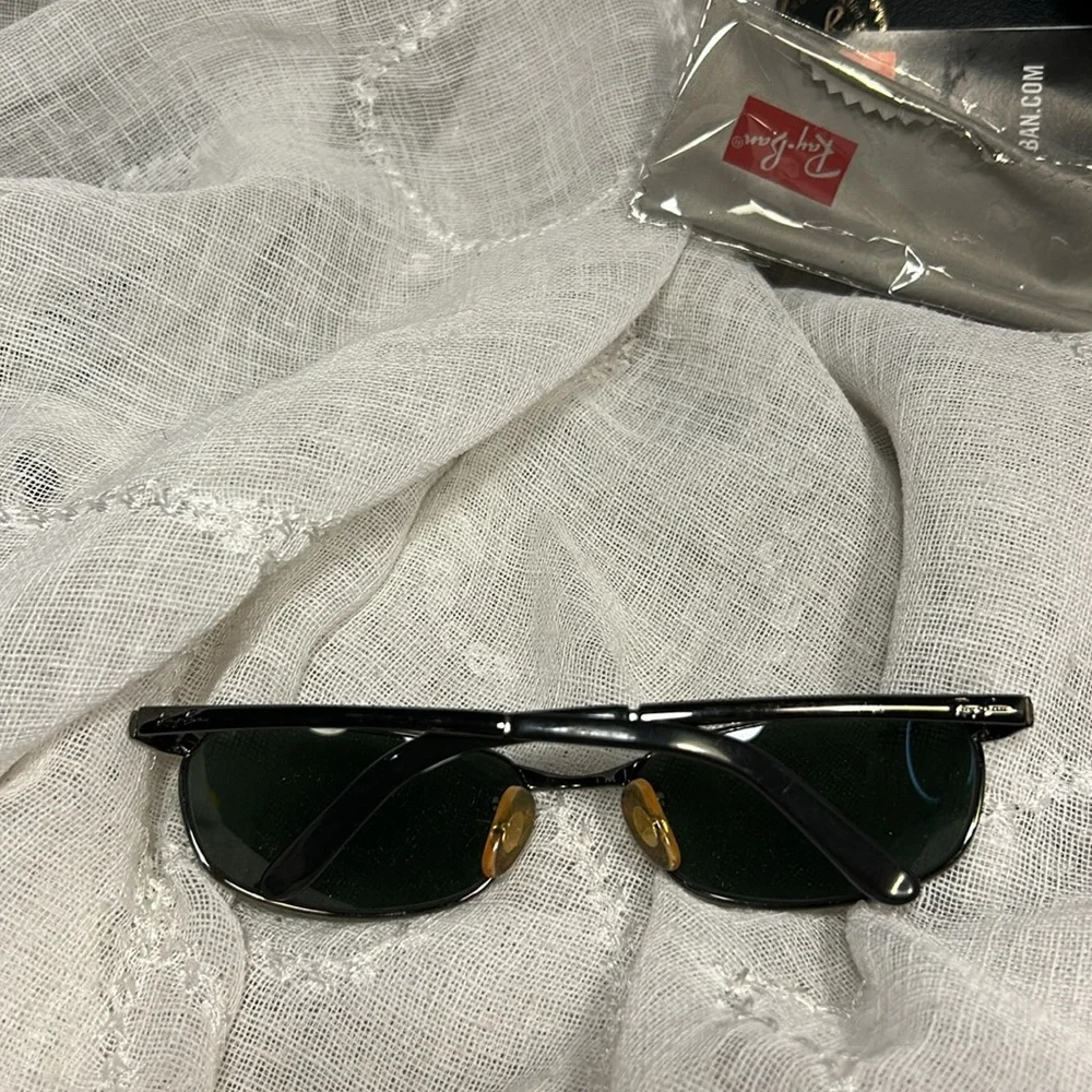 Ray-Ban vintage Flight sunglasses with case